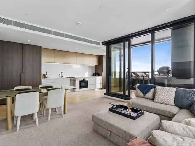 2103/10 Commerce Street, Auckland Central