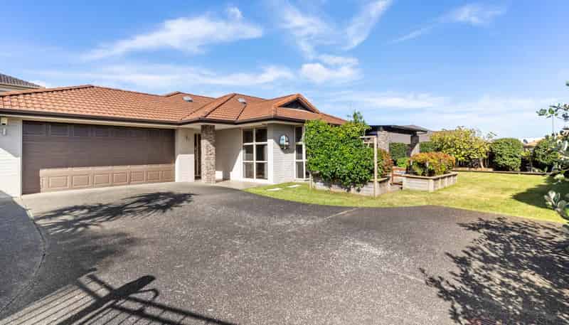 11 Elwyn Close, Flat Bush