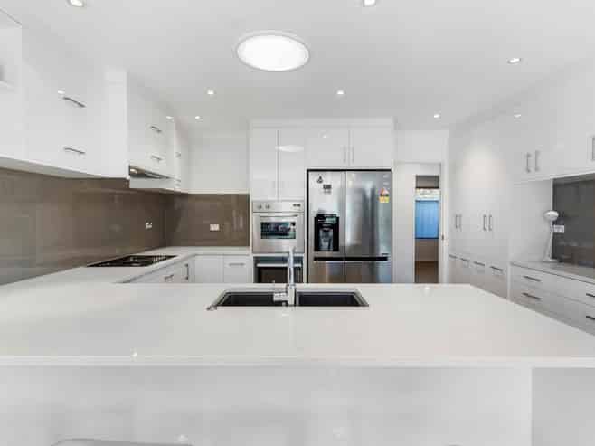 11 Elwyn Close, Flat Bush