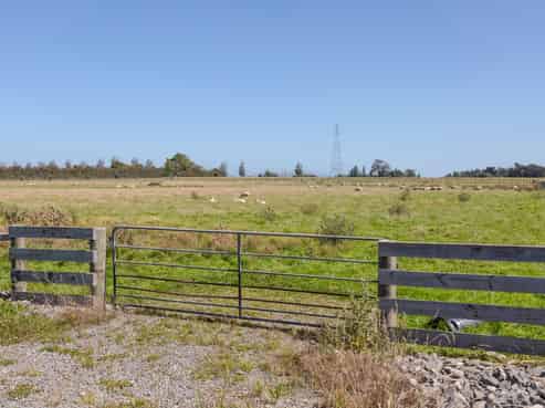 445 Perrys Road, East Taratahi