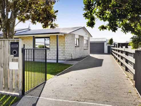 212 Waihi Road, Hawera
