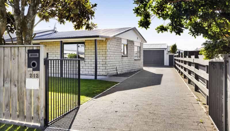 212 Waihi Road, Hawera