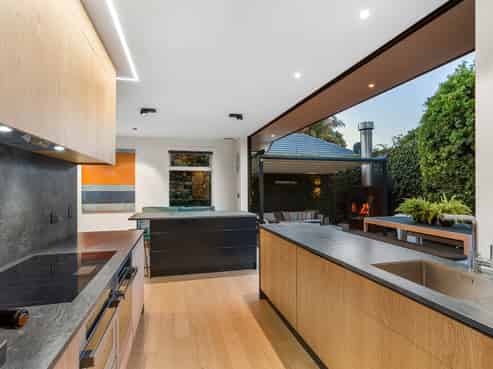 48 Cambourne Road, Sandringham