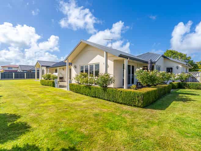 1 Somerset Lane, Rosedale