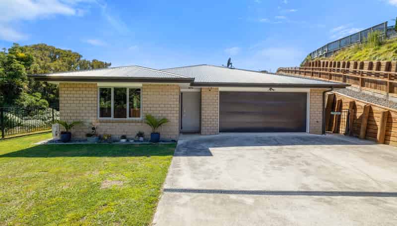 66 Cyrus Street, Whalers Gate