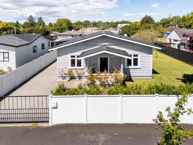 102 Naylor Street, Hamilton East