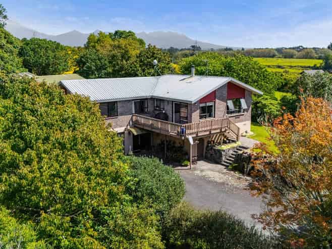 115 Alfred Road, Egmont Village