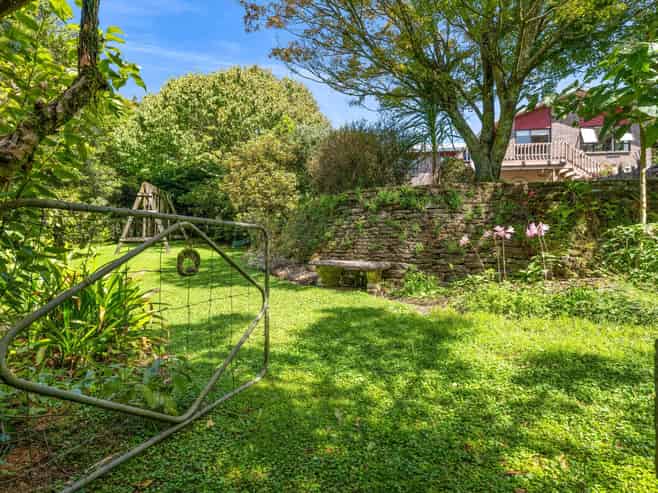 115 Alfred Road, Egmont Village