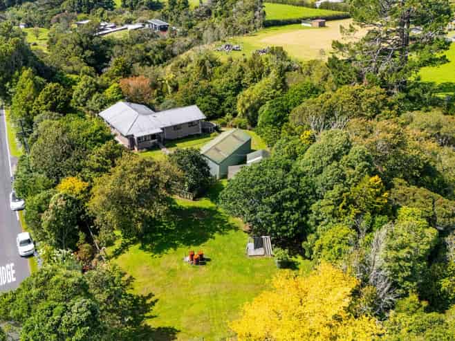 115 Alfred Road, Egmont Village