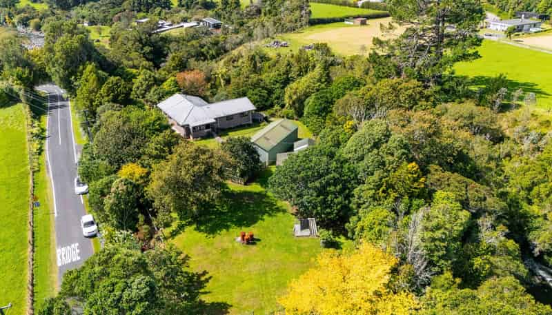 115 Alfred Road, Egmont Village