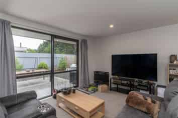 B/54 Oxford Street, Masterton