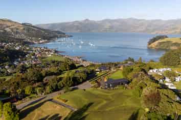 10 Felthams Road, Akaroa