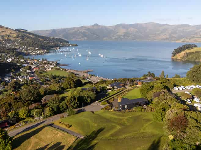 10 Felthams Road, Akaroa