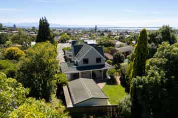 34 Hunter Avenue, Richmond