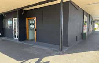 PRIME CORNER RETAIL – HIGH PROFILE LOCATION