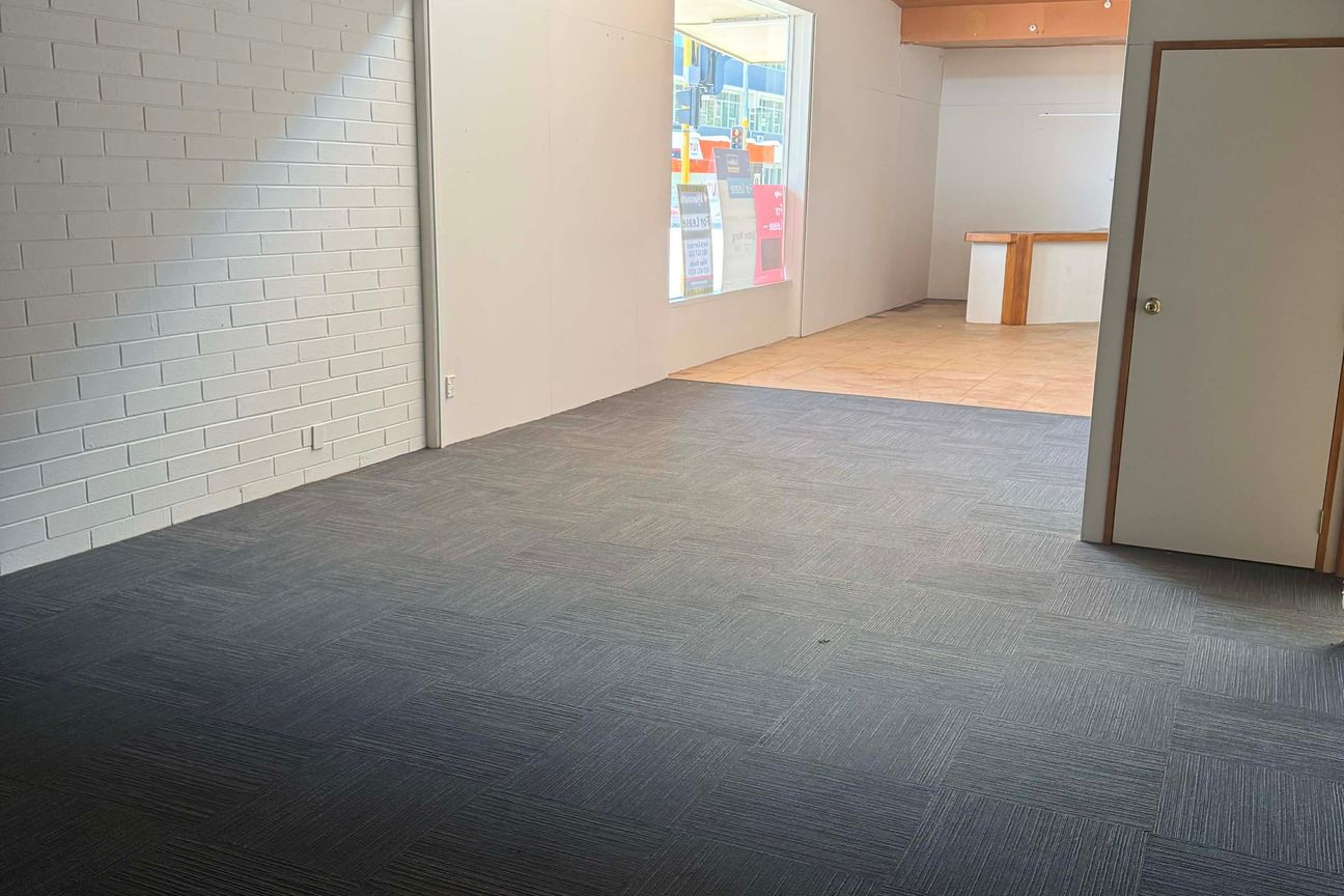PRIME CORNER RETAIL – HIGH PROFILE LOCATION - Όψη 3