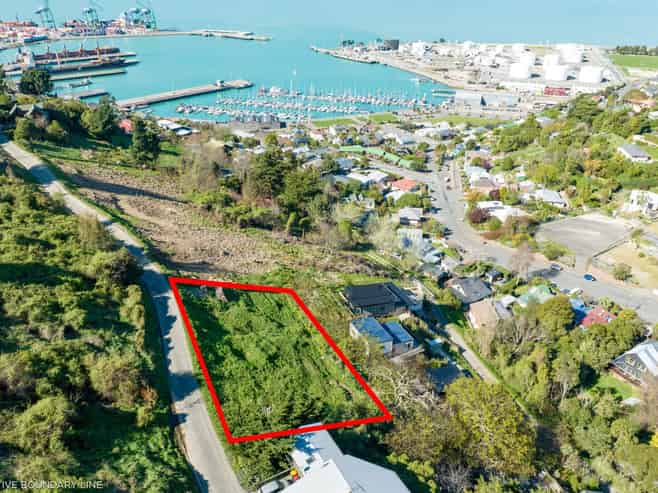 11 Harmans Road, Lyttelton