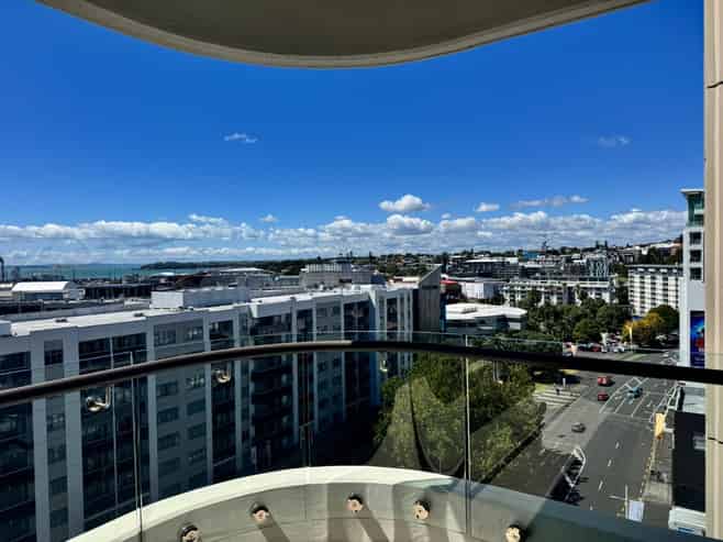 1012/47 Beach Road, Auckland Central