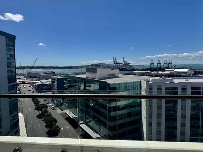 1012/47 Beach Road, Auckland Central