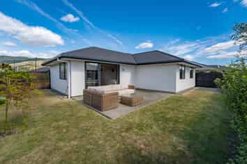 2 Bedfont Street, Richmond