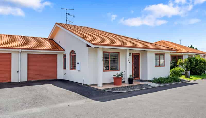 6/8 Cheyne Road, Tauranga South