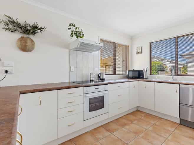 6/8 Cheyne Road, Tauranga South