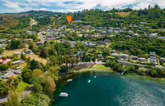 2/102 Wakeman Road, ACACIA BAY