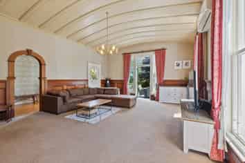 67 Red Hill Road, Red Hill