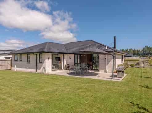 16 Memorial Crescent, Methven