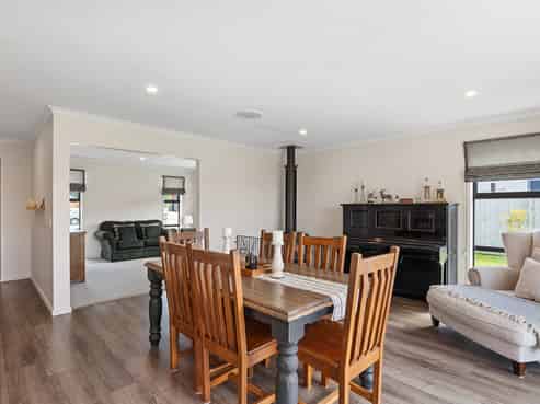 16 Memorial Crescent, Methven