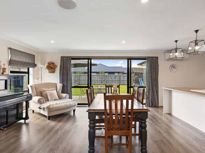 16 Memorial Crescent, Methven