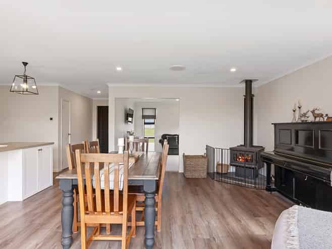 16 Memorial Crescent, Methven