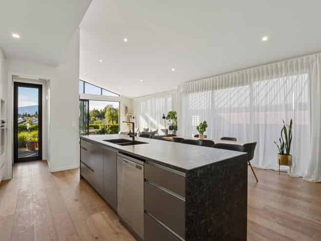 13 Campbell Road, Wanaka