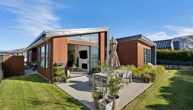 13 Campbell Road, Wanaka