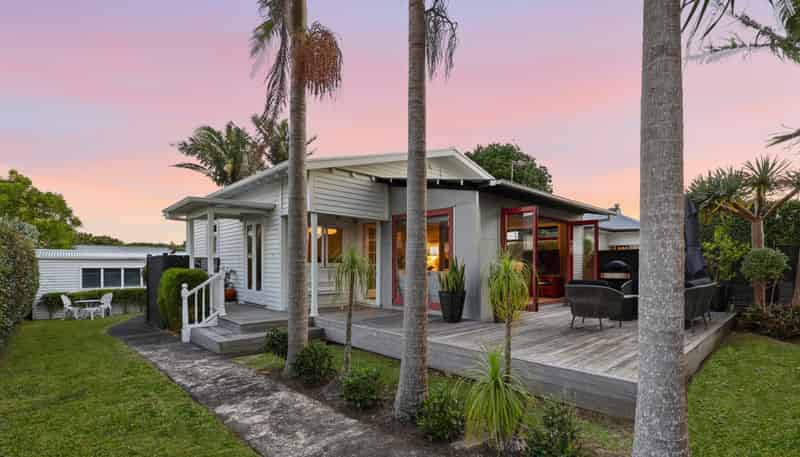 18 Alberta Street, Point Chevalier