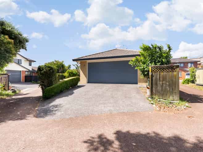 9 Saints Court, Manurewa East