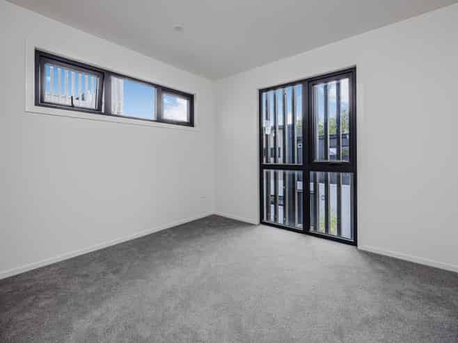 14 Kaaramuramu Lane, Mangere Bridge