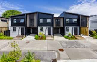 14 Kaaramuramu Lane, Mangere Bridge