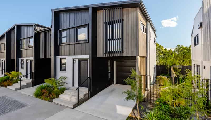 15 Kaaramuramu Lane, Mangere Bridge