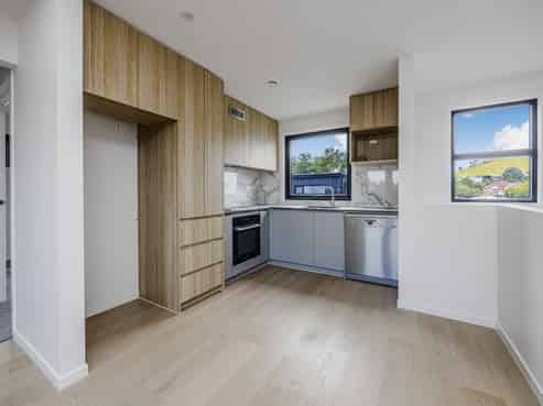 14 Kaaramuramu Lane, Mangere Bridge