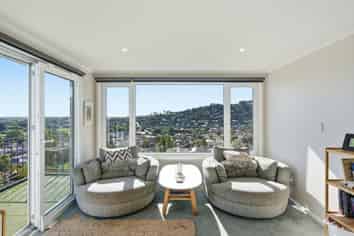 2 Aotea Terrace, Huntsbury