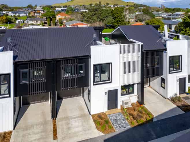 4 Kaaramuramu Lane, Mangere Bridge