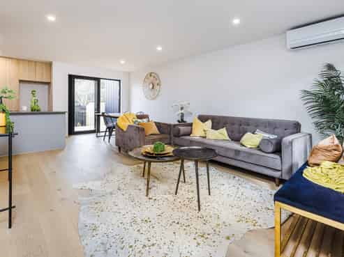 4 Kaaramuramu Lane, Mangere Bridge