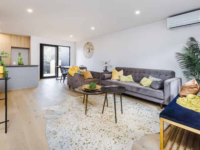 4 Kaaramuramu Lane, Mangere Bridge