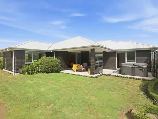 48 Aratapu Street, Waitara