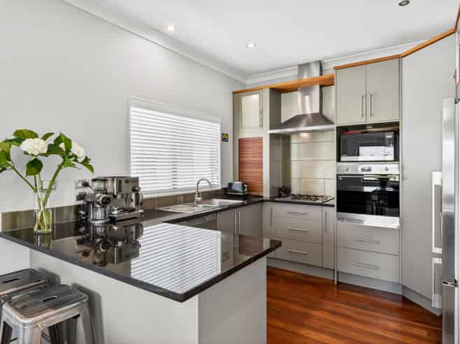 11 St Johns Road, Meadowbank