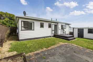 41 Nassau Avenue, Grenada North