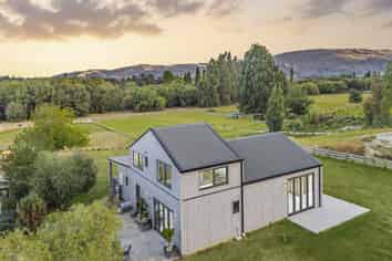 19B Monteith Road, Albert Town