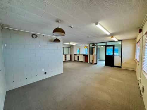 Central City Office Space: 120sqm + 5 Car Parks
