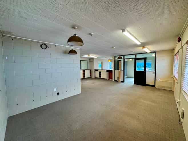 Central City Office Space: 120sqm + 5 Car Parks